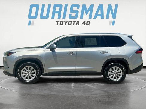 Certified 2025 Toyota Grand Highlander AWD image 4