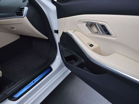 Certified 2023 BMW 330e w/ M Sport Package image 23