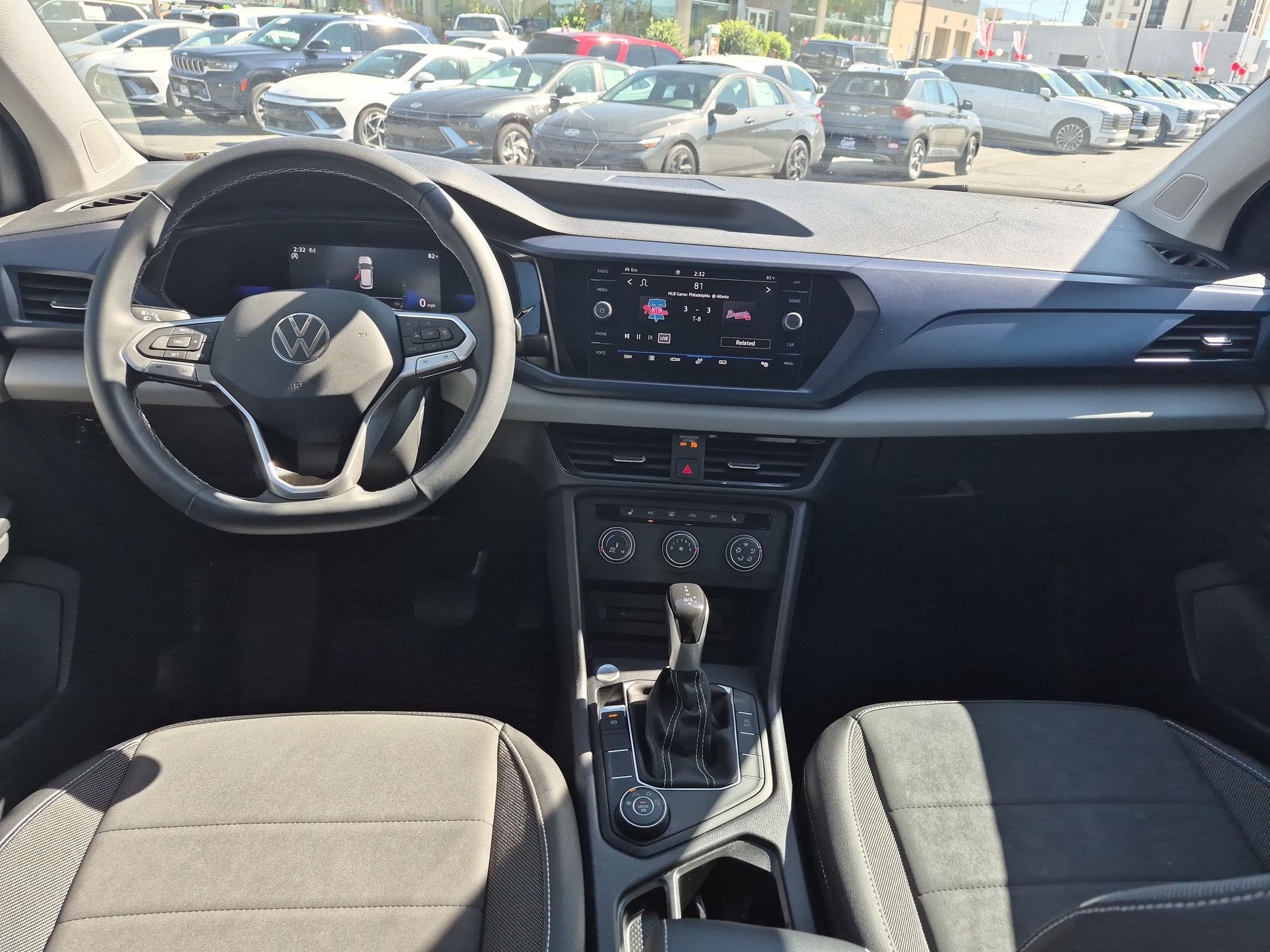 Used 2022 Volkswagen Taos SE FWD image 26