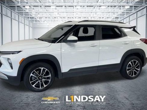 Used 2025 Chevrolet TrailBlazer LT FWD image 6