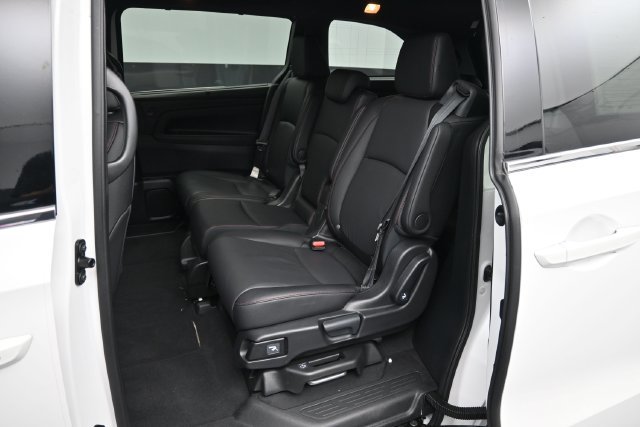 Certified 2026 Honda Odyssey Sport-L image 14