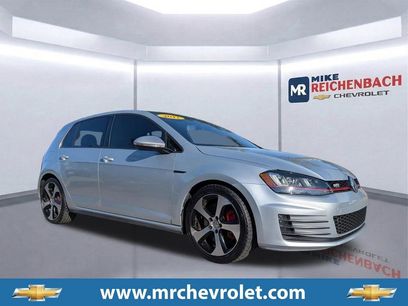 Used 2017 Volkswagen GTI SE