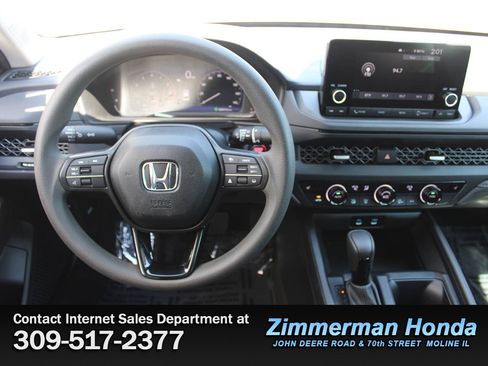 Certified 2025 Honda Accord SE image 11