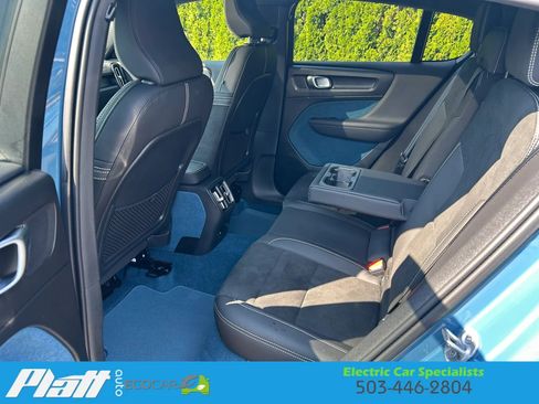 Used 2023 Volvo C40 P8 Recharge Plus AWD/4WD image 22