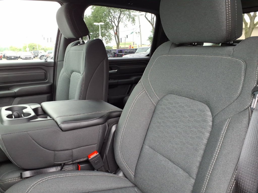 New 2026 RAM 1500 Tradesman AWD/4WD image 8