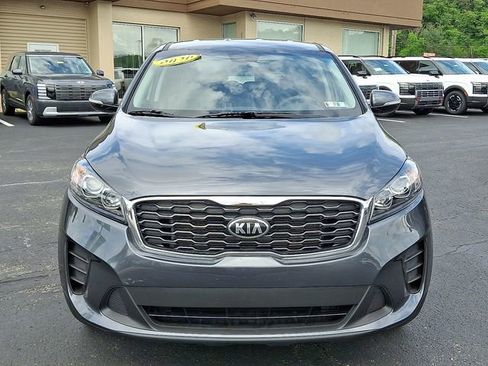Used 2020 Kia Sorento LX FWD image 2