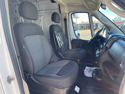 Used 2021 RAM ProMaster 2500 image 16