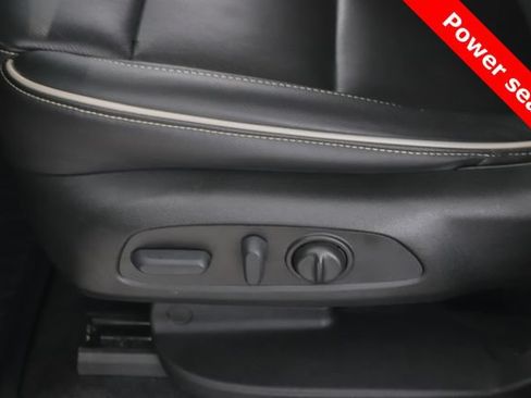 Used 2023 Chevrolet Traverse Premier w/ Redline Edition AWD/4WD image 19
