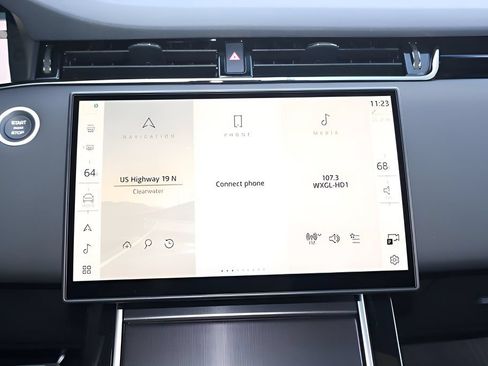 New 2026 Land Rover Range Rover Evoque Dynamic SE AWD/4WD image 23