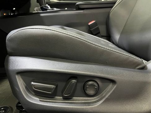 New 2026 Toyota Camry Hybrid AWD/4WD image 13