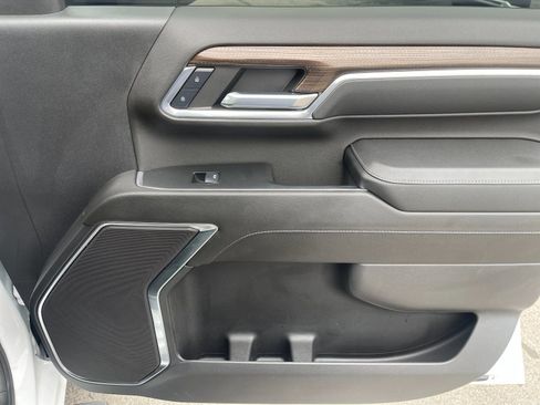 Used 2024 Chevrolet Silverado 2500 LT w/ Z71 Sport Edition image 18