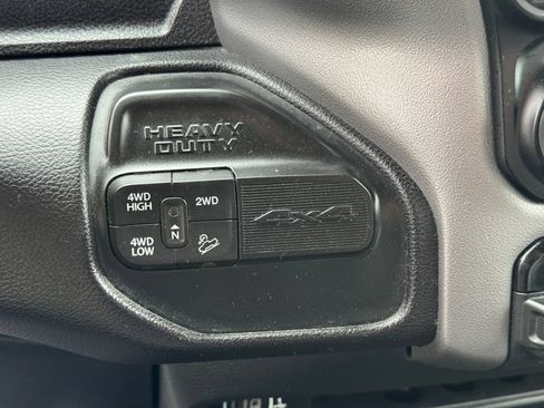 Used 2024 RAM 2500 Big Horn w/ Off Road Package AWD/4WD image 11