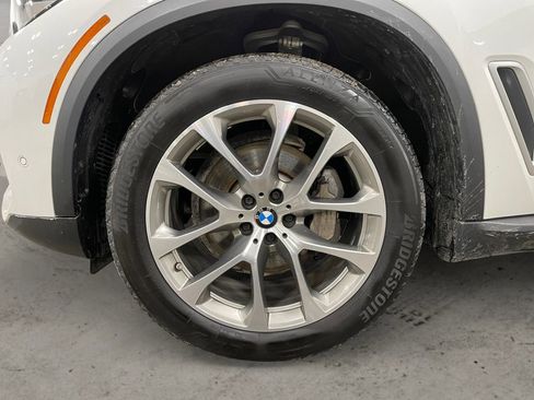 Used 2021 BMW X5 xDrive40i w/ Convenience Package image 14