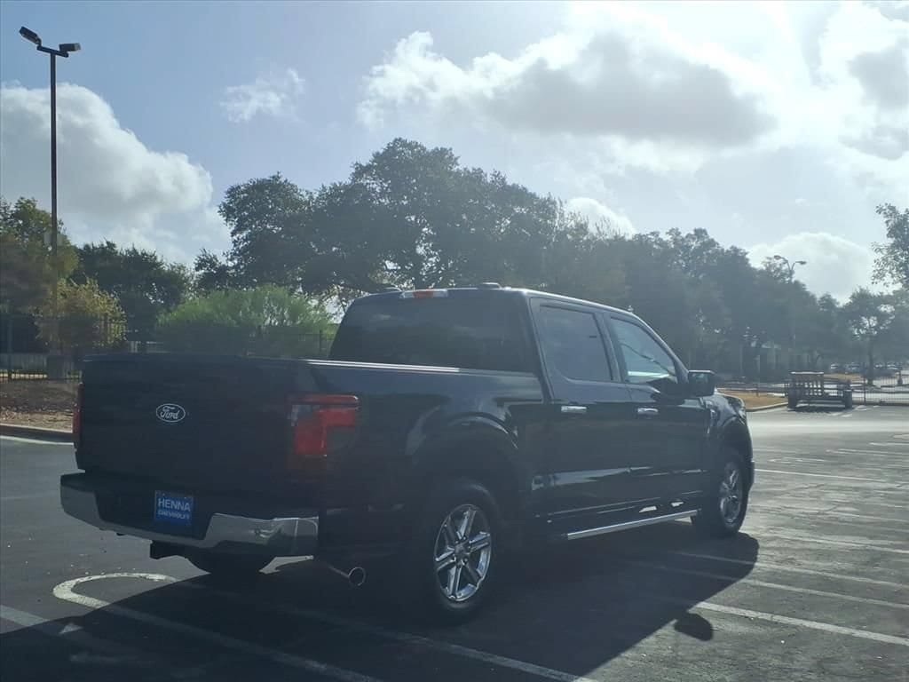 Used 2025 Ford F150 XLT w/ Equipment Group 301A Standard RWD image 5