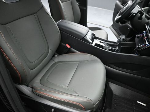 Used 2025 Hyundai Santa Cruz Limited image 27