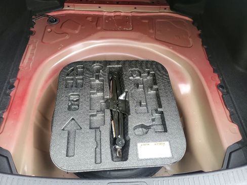 Used 2022 Toyota Corolla SE image 39