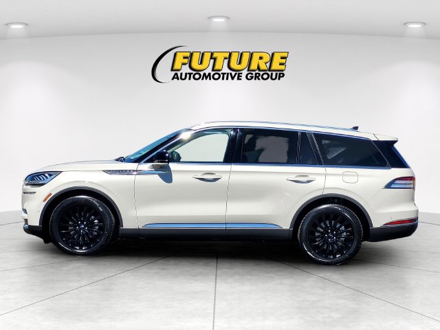 Used 2023 Lincoln Aviator Reserve w/ Equipment Group 201A RWD image 7