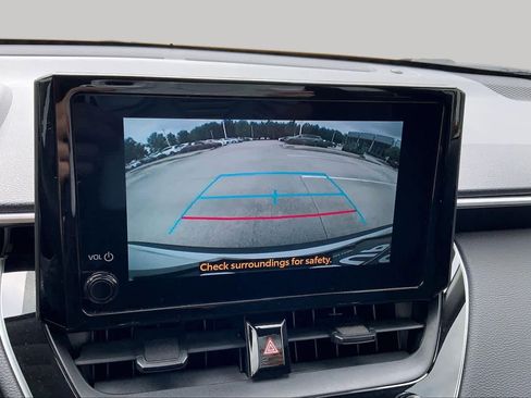 Used 2023 Toyota Corolla Cross LE FWD image 28