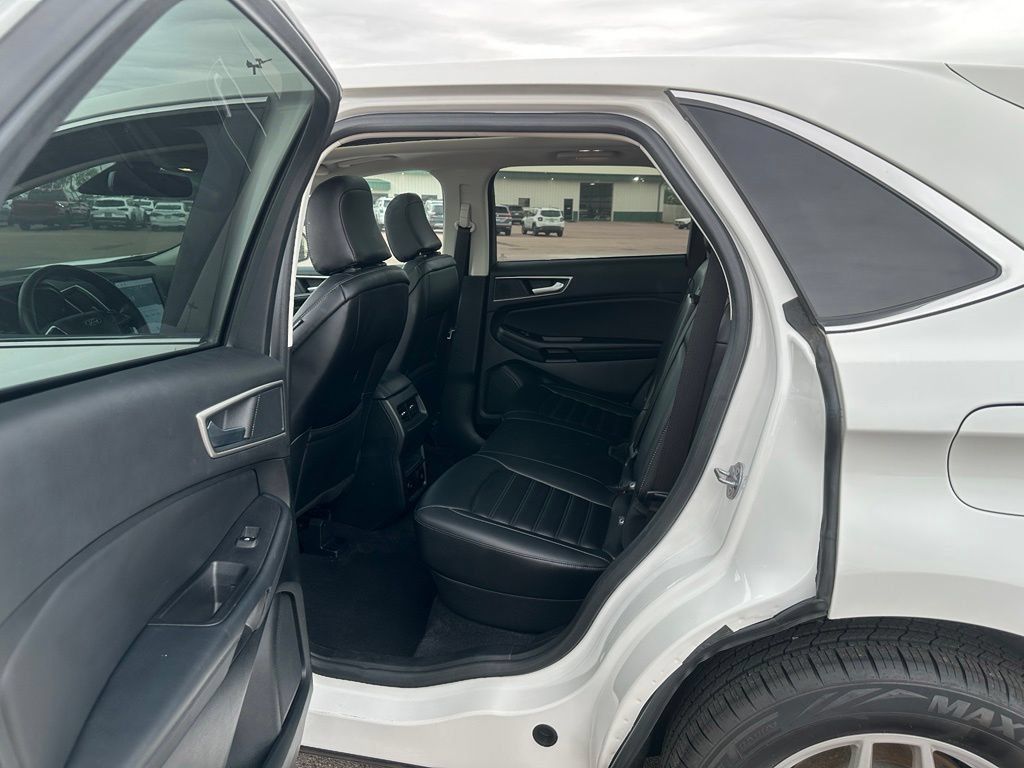 Used 2024 Ford Edge SEL w/ Convenience Package AWD/4WD image 21