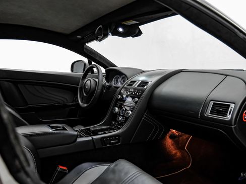 Used 2014 Aston Martin V8 Vantage S RWD image 43