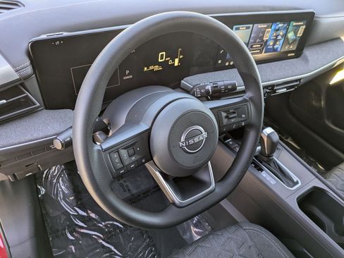 New 2026 Nissan Kicks SV w/ SV Premium Package FWD image 16