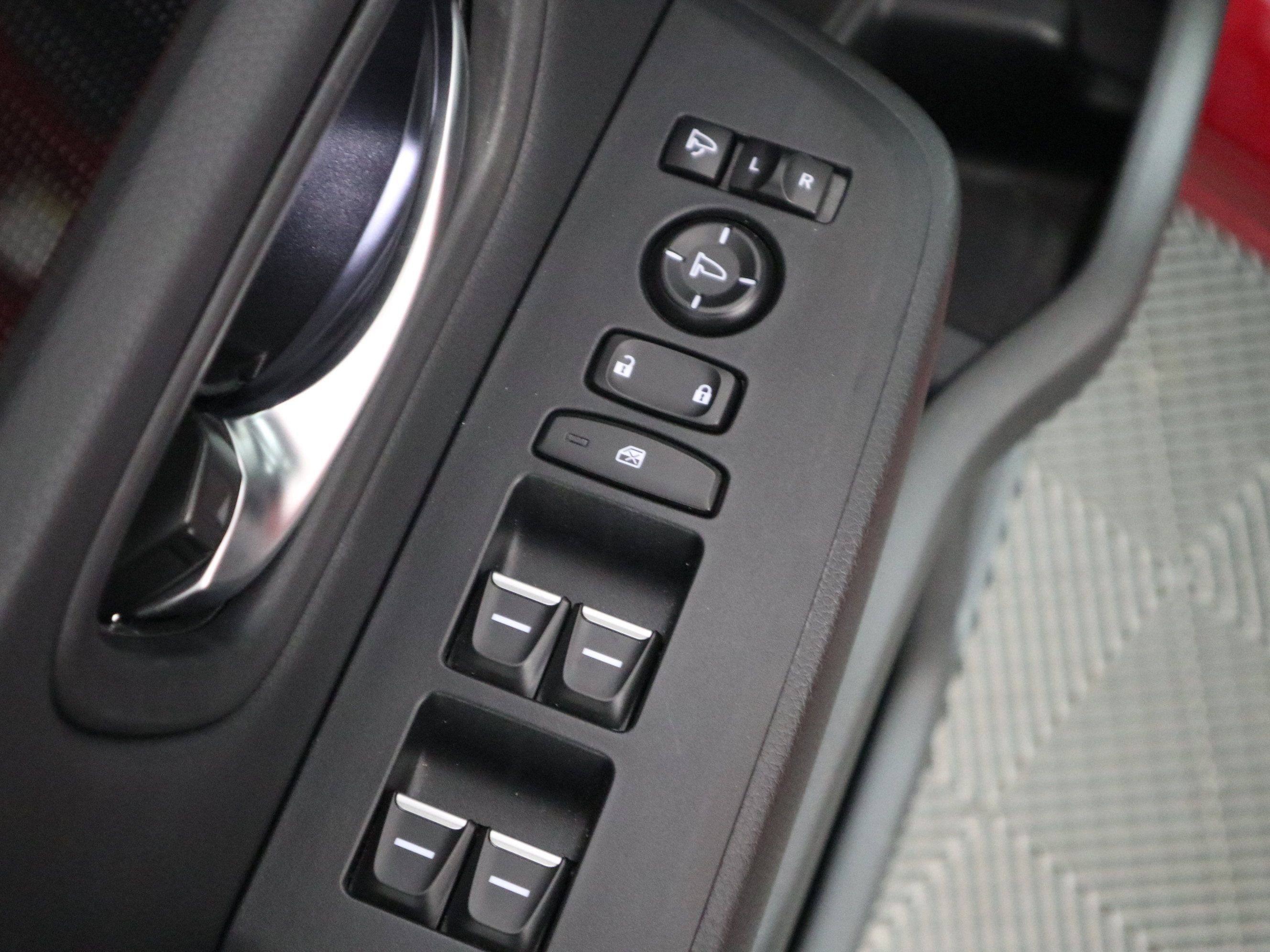 Used 2024 Honda Pilot Elite image 39