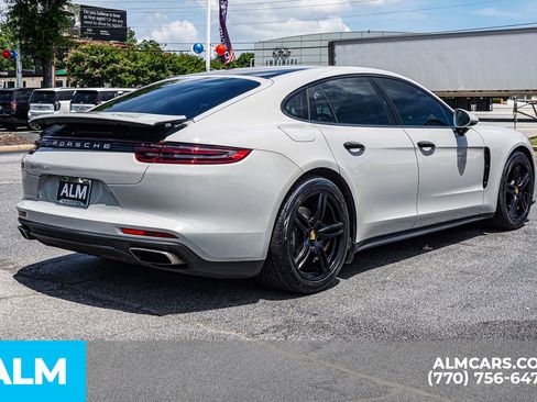 Used 2018 Porsche Panamera 4 w/ Premium Package Plus AWD/4WD image 7