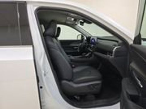 Used 2024 Toyota Grand Highlander XLE FWD image 6