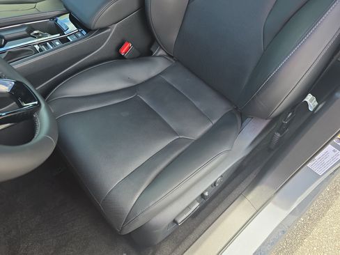 Used 2023 Honda Accord Sport image 14