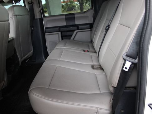 Used 2022 Ford F250 XL w/ STX Appearance Package AWD/4WD image 12