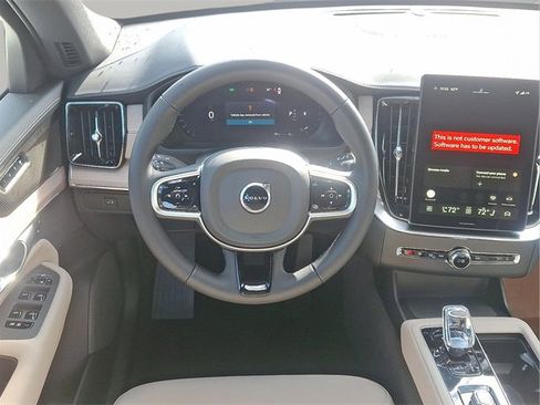 New 2026 Volvo XC90 B6 Plus w/ Protection Package Premier image 5