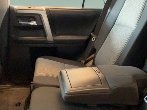Used 2014 Toyota 4Runner SR5 RWD image 25