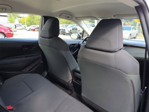 Certified 2022 Toyota Corolla LE image 16