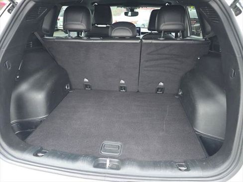 Certified 2022 Jeep Compass Latitude FWD image 19