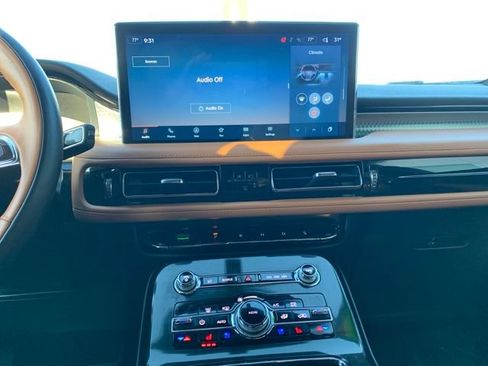 Used 2022 Lincoln Nautilus Black Label image 17