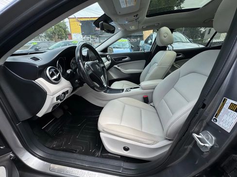Used 2015 Mercedes-Benz GLA 250 4MATIC image 27