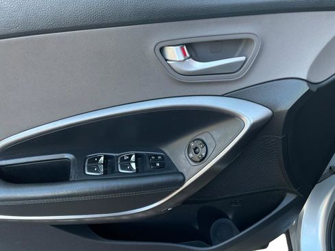 Used 2018 Hyundai Santa Fe Sport image 14