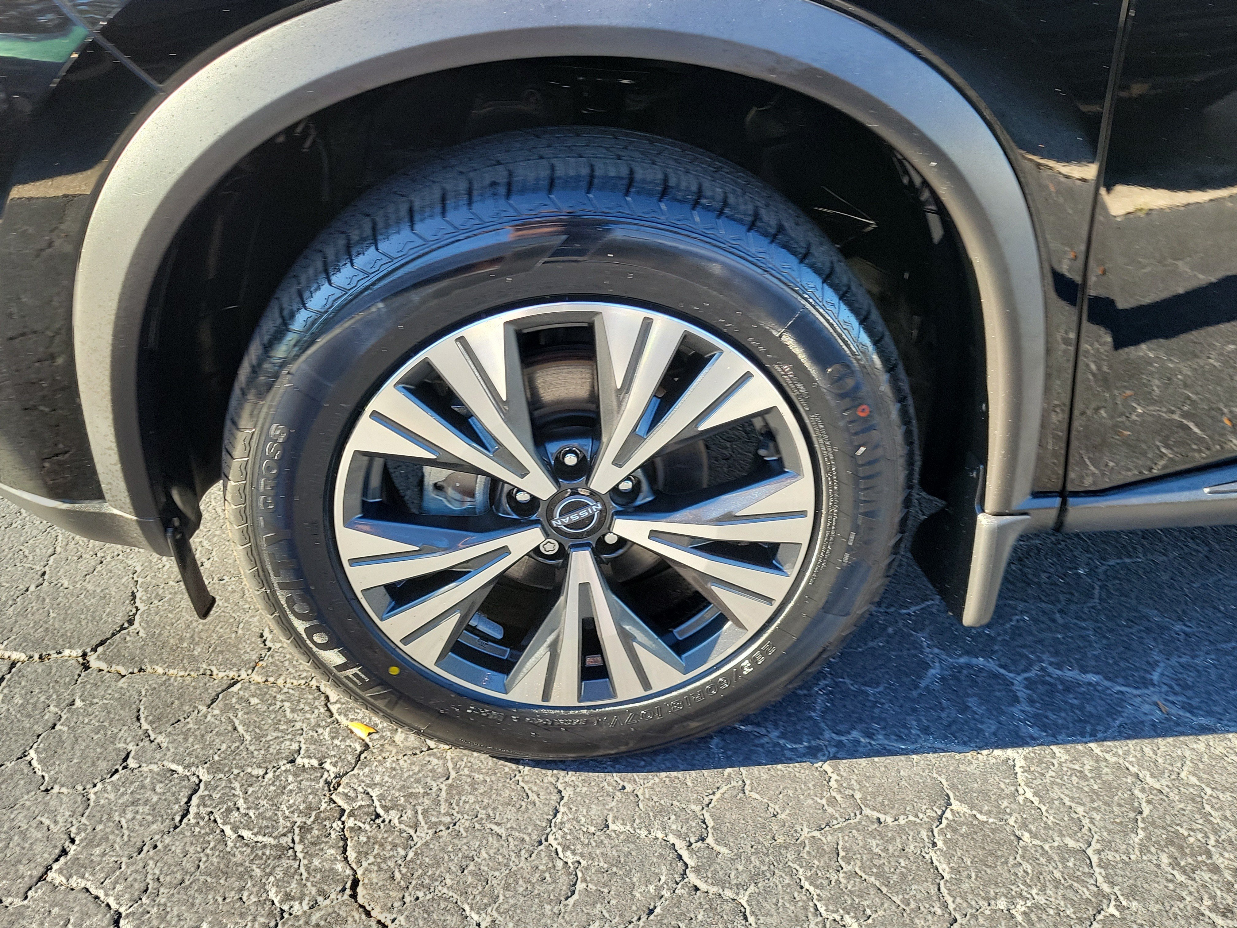 Certified 2023 Nissan Rogue SV FWD image 4