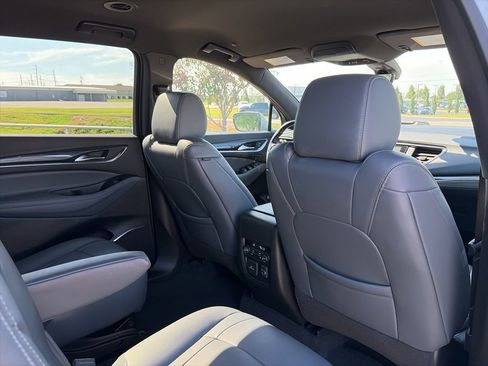 Used 2024 Buick Enclave Premium AWD/4WD image 37