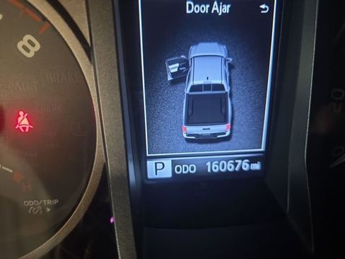 Used 2017 Toyota Tacoma 2WD Double Cab image 22