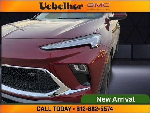 Used 2025 Buick Encore GX Sport Touring w/ Comfort Package image 13