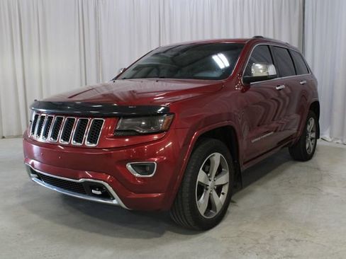 Used 2015 Jeep Grand Cherokee Overland AWD/4WD image 35
