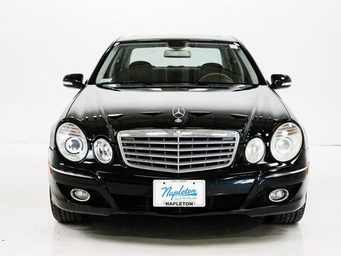 Used 2008 Mercedes-Benz E 350 4MATIC Sedan image 4