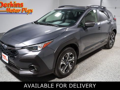 Used 2024 Subaru Crosstrek 2.0i Premium AWD/4WD image 1