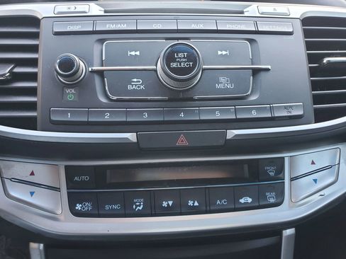 Used 2013 Honda Accord LX-S image 32