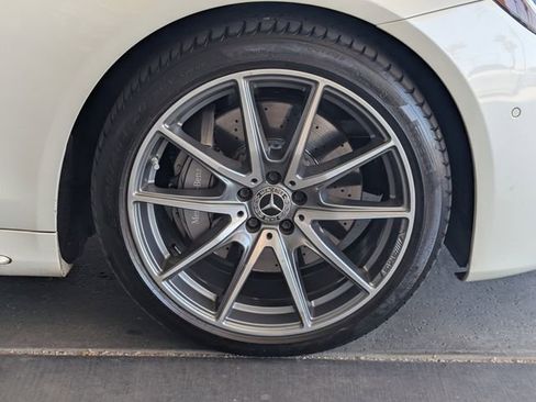 Used 2019 Mercedes-Benz S 560 Sedan image 11