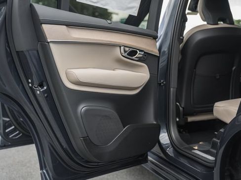 New 2026 Volvo XC90 T8 Ultra w/ Protection Package Premier AWD/4WD image 35
