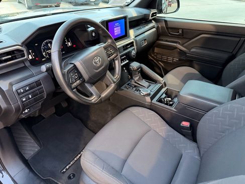 Used 2024 Toyota Tacoma SR image 10