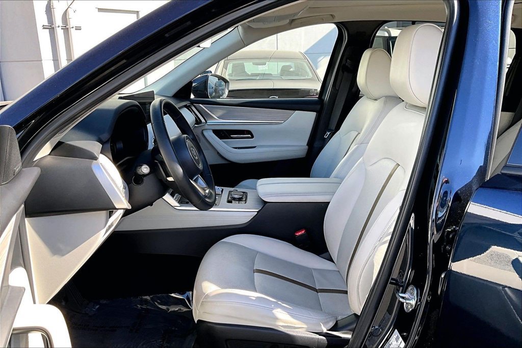 Certified 2024 MAZDA CX-90 Plug-In Hybrid w/ Premium Plus AWD/4WD image 14