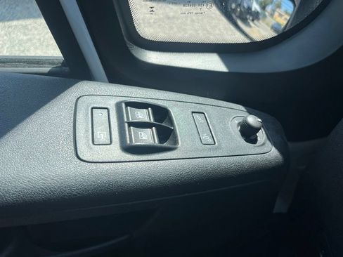 Used 2025 RAM ProMaster 2500 w/ Convenience Group FWD image 23
